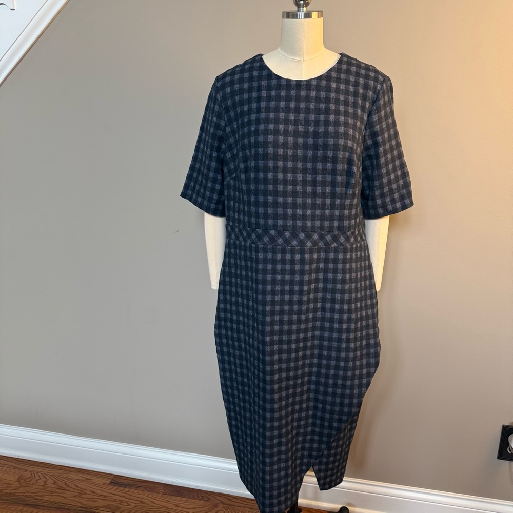 Banana Republic Elegant Asymmetrical Navy Checkered Dress, 16, NWT - Picture 2 of 16
